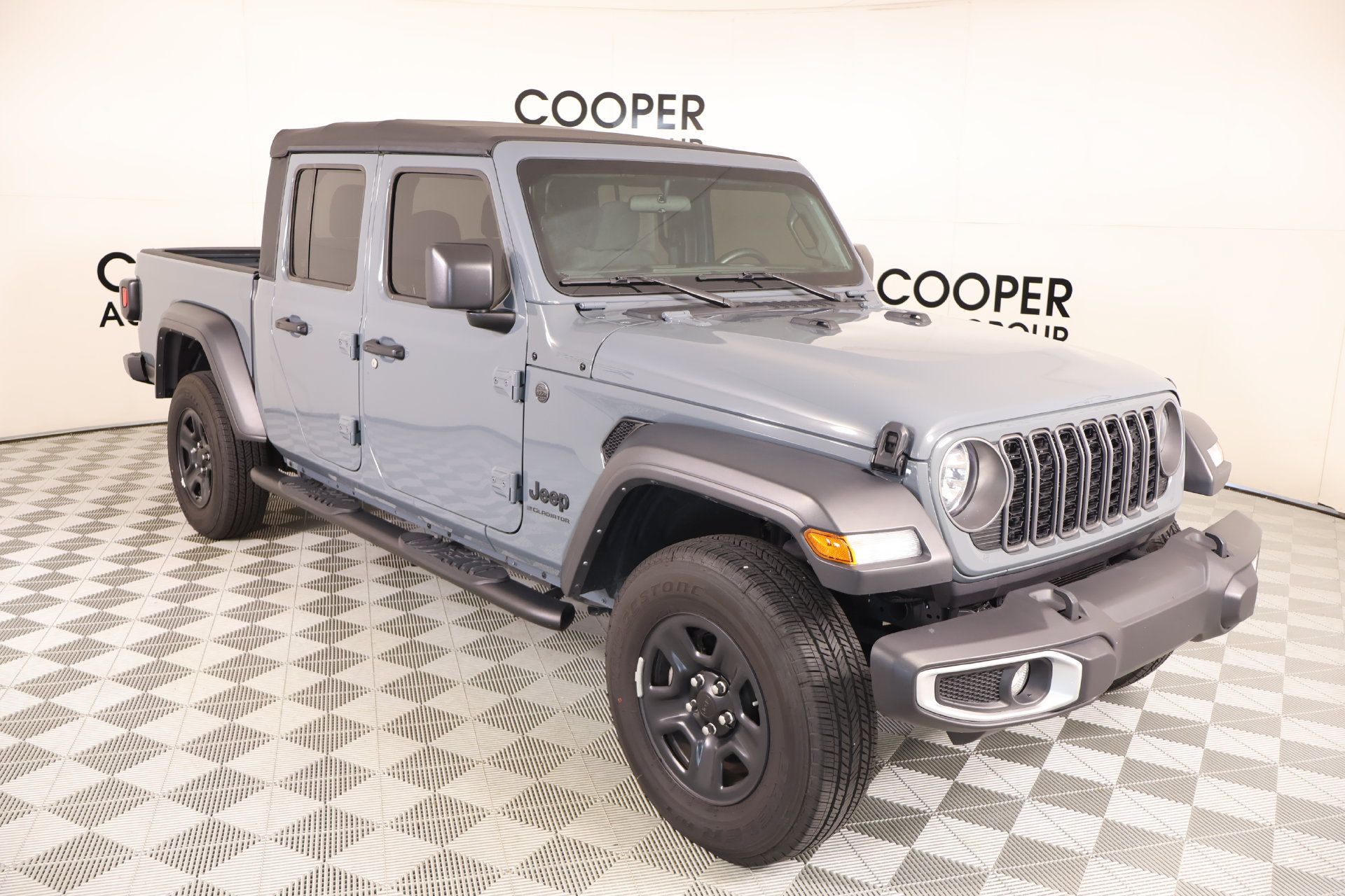 Used 2025 Jeep Gladiator Sport AWD/4WD 360° Tour