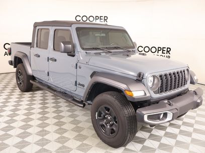 Used 2025 Jeep Gladiator Sport