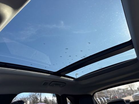 Used 2025 Ford Escape Platinum w/ Premium Technology Package image 47