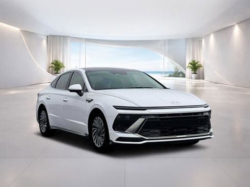 New 2026 Hyundai Sonata Limited FWD image 11