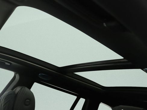 New 2026 Mercedes-Benz Maybach GLS 600 4MATIC image 11