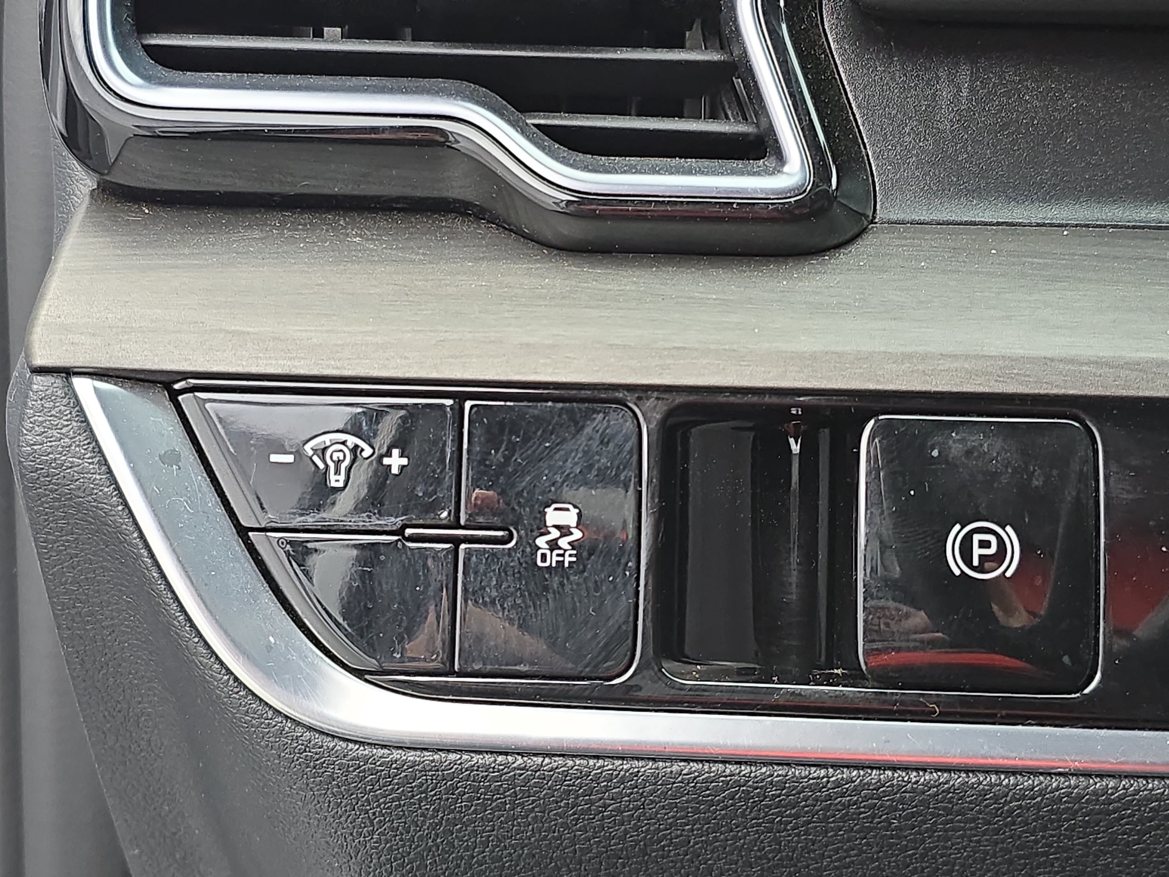 Used 2024 Kia Sportage X-Line AWD/4WD image 25