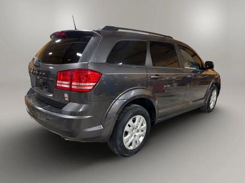 Used 2020 Dodge Journey SE w/ SE Popular Equipment Group image 5