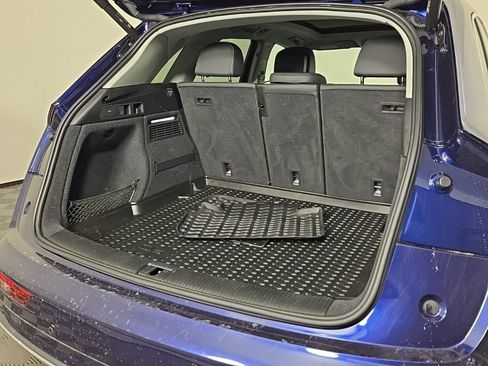Used 2021 Audi Q5 2.0T Premium image 9