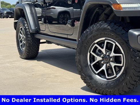 Used 2026 Jeep Wrangler Unlimited Rubicon AWD/4WD image 3