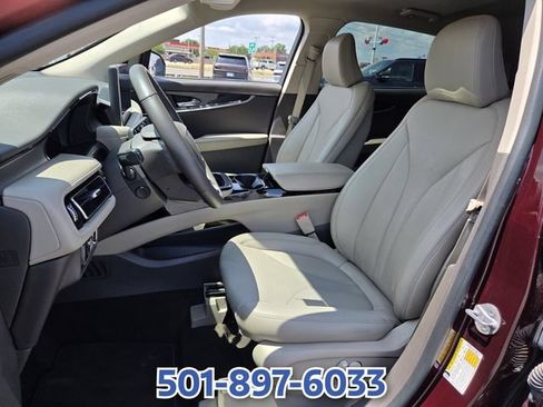 Certified 2023 Lincoln Nautilus FWD w/ Premium Package image 9