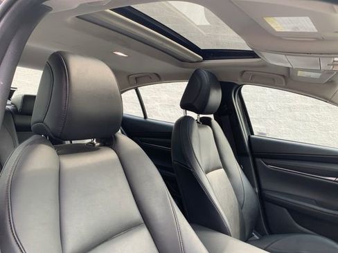 Used 2022 MAZDA MAZDA3 s image 37