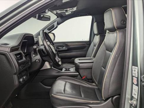 Used 2023 Chevrolet Tahoe Premier RWD image 14