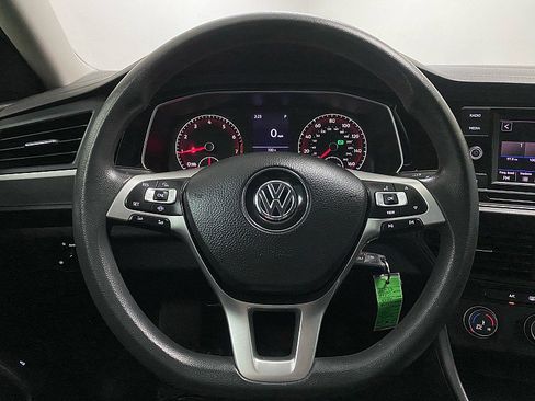 Used 2019 Volkswagen Jetta S image 17