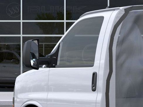 New 2025 GMC Savana 3500 w/ Power Convenience Package RWD image 38