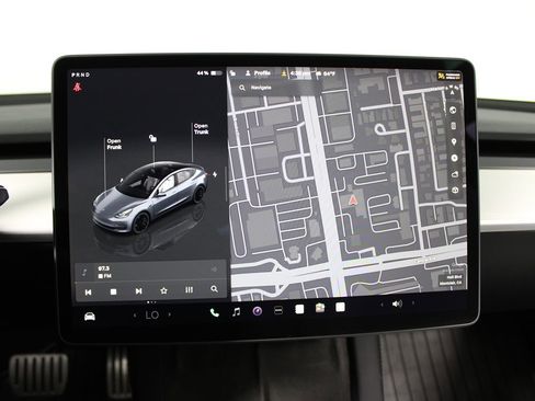 Used 2023 Tesla Model 3 Performance image 15