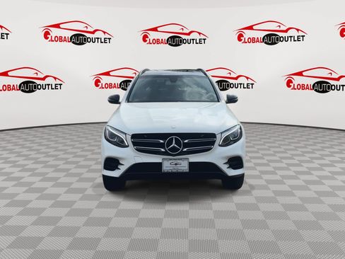 Used 2017 Mercedes-Benz GLC 300 4MATIC w/ Premium 2 Package image 3