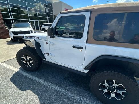 Used 2019 Jeep Wrangler Rubicon AWD/4WD image 10