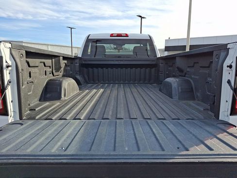 Used 2024 GMC Sierra 1500 Pro w/ Convenience Package image 30