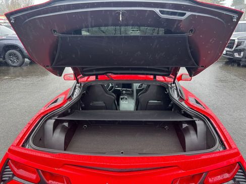 Used 2017 Chevrolet Corvette Stingray Coupe w/ Z51 3LT image 11