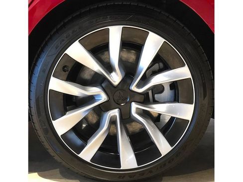 Used 2025 Tesla Model 3 Long Range image 11