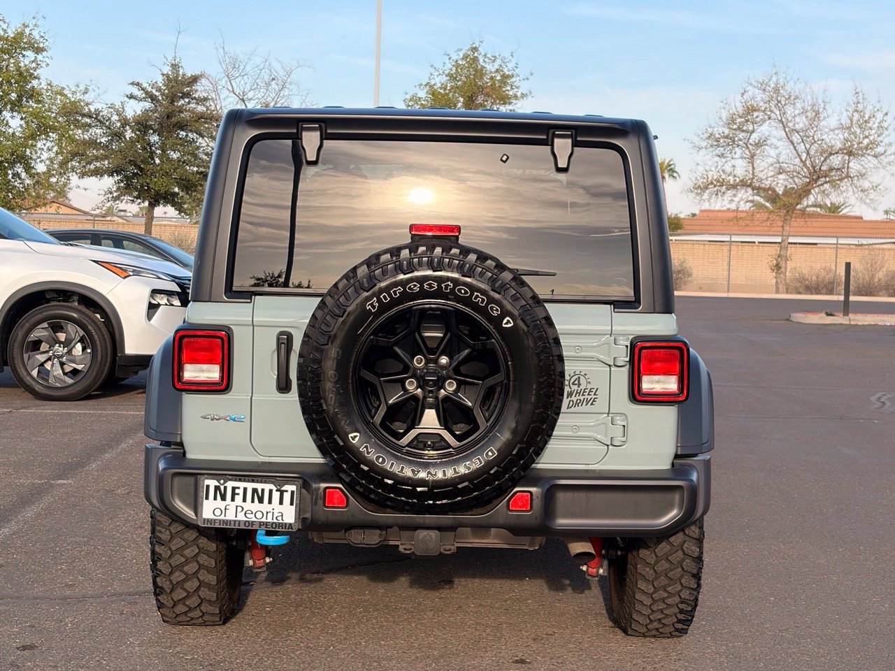 Used 2023 Jeep Wrangler Unlimited AWD/4WD image 4