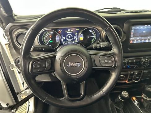 Used 2023 Jeep Wrangler Unlimited w/ Cold Weather Group image 14