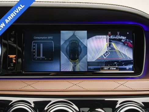 Used 2017 Mercedes-Benz Maybach S 550 4MATIC image 43