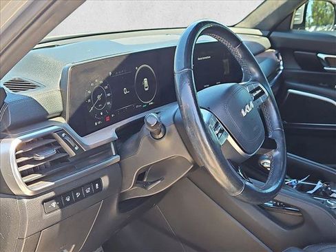 Used 2023 Kia Telluride SX Prestige X-Pro AWD/4WD image 10