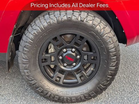 Certified 2022 Toyota 4Runner SR5 RWD image 12