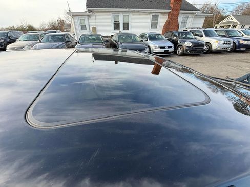 Used 2010 Cadillac DTS Platinum image 53