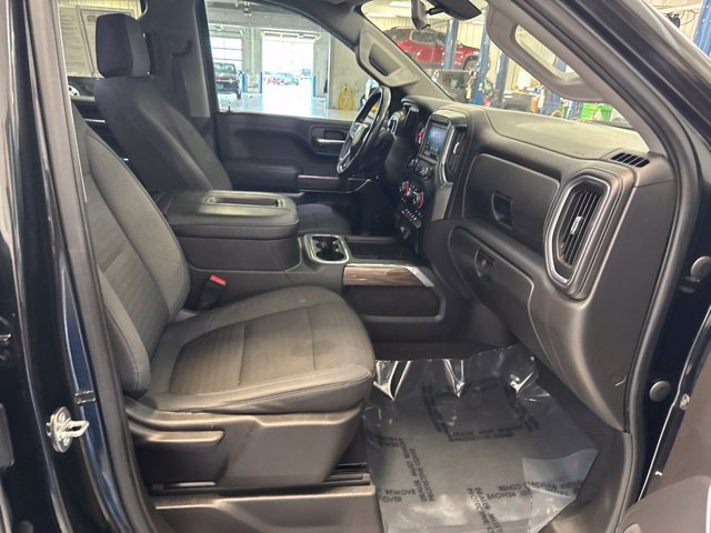 Used 2019 Chevrolet Silverado 1500 RST w/ All-Star Edition AWD/4WD image 26