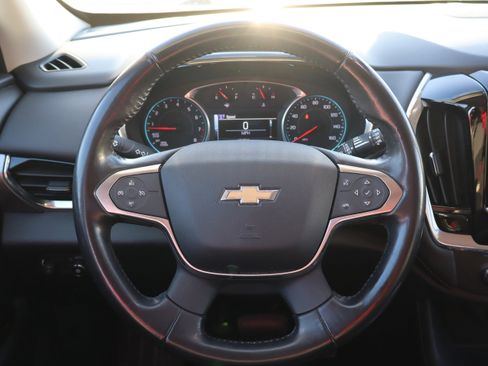 Used 2019 Chevrolet Traverse LT image 16
