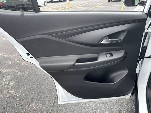 New 2026 Buick Envista Preferred FWD image 28