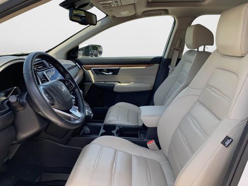 Used 2018 Honda CR-V Touring image 11