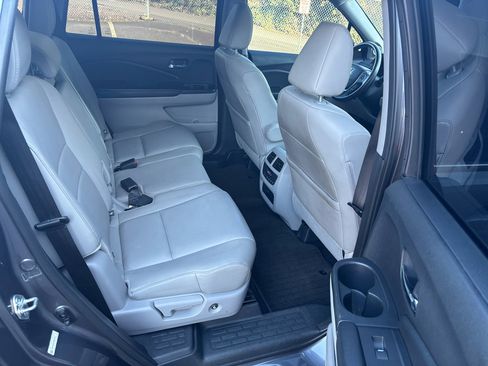 Used 2016 Honda Pilot EX-L image 9