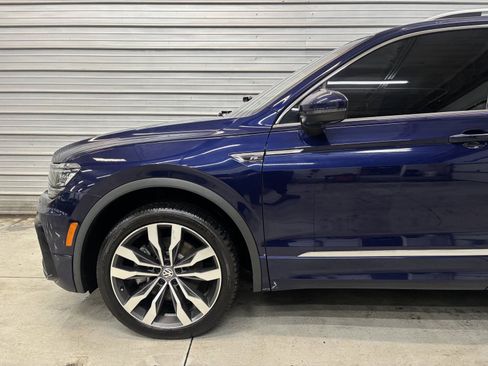 Used 2021 Volkswagen Tiguan SEL Premium R-Line image 4