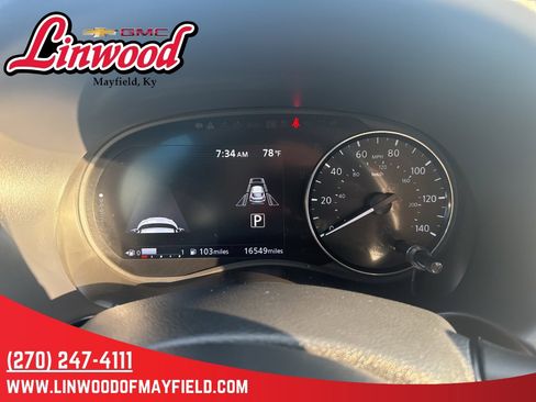 Used 2024 Nissan Kicks SR w/ SR Premium Package image 35