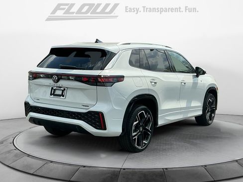 New 2026 Volkswagen Tiguan SEL R-Line AWD/4WD image 7