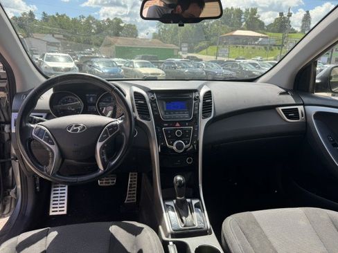 Used 2016 Hyundai Elantra GT w/ Option Group 02 FWD image 12