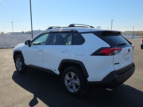Certified 2025 Toyota RAV4 XLE w/ Convenience Package AWD/4WD image 6