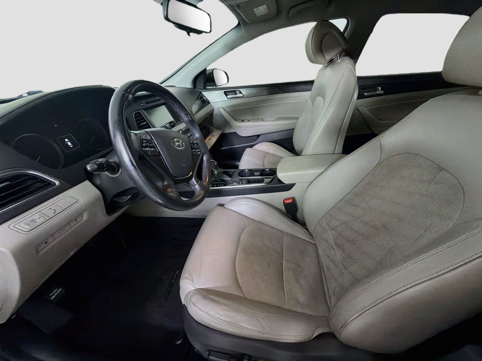 Used 2016 Hyundai Sonata Sport w/ Option Group 02 FWD image 13