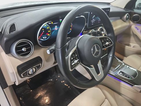 Used 2022 Mercedes-Benz GLC 300 image 27
