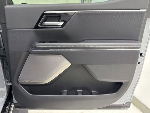 New 2025 GMC Sierra EV Denali image 11