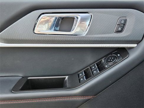 New 2026 Ford Explorer ST-Line image 30