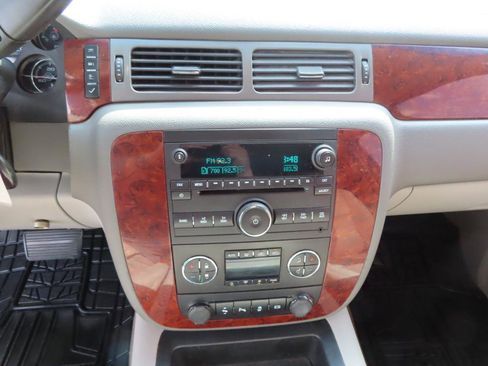 Used 2013 Chevrolet Silverado 2500 LTZ w/ LTZ Plus Package image 34