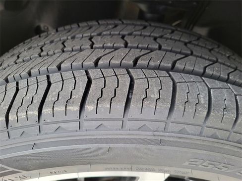 Used 2023 Volkswagen Atlas SEL image 10