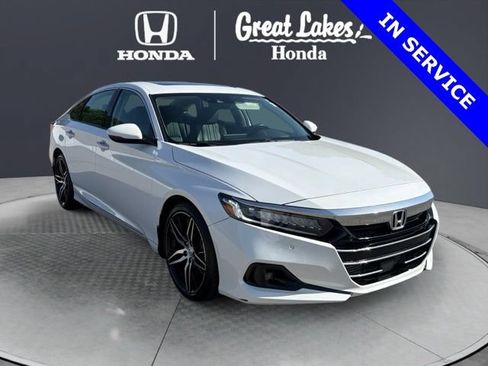 Used 2022 Honda Accord Touring image 1