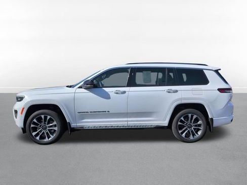 Used 2023 Jeep Grand Cherokee L Overland w/ MOPAR Finishing Package AWD/4WD image 9
