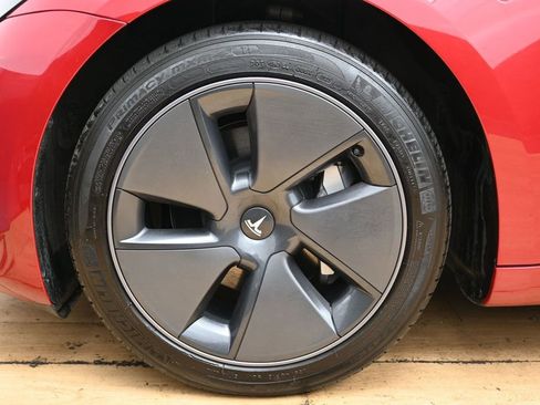 Used 2023 Tesla Model 3 Standard Range RWD image 10