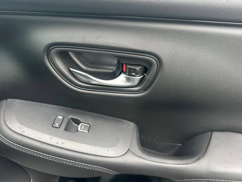 New 2027 Honda HR-V EX-L image 20