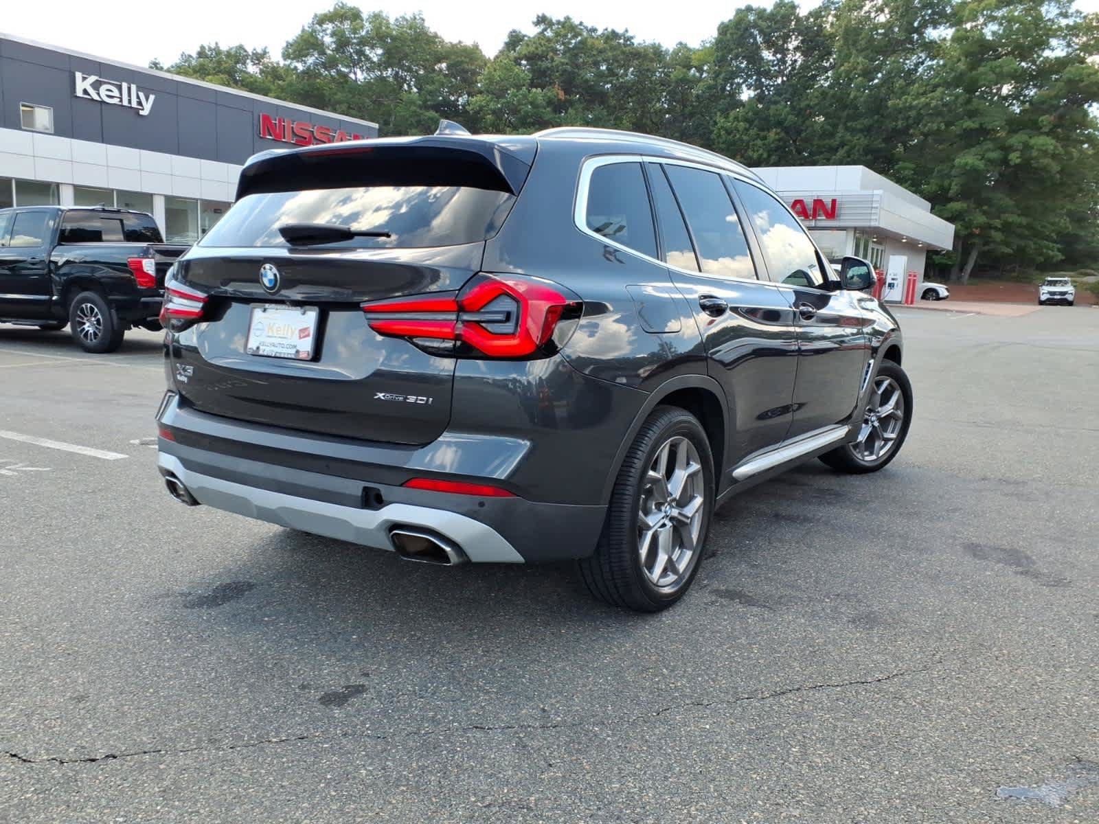Used 2022 BMW X3 xDrive30i w/ Premium Package 2 AWD/4WD image 5