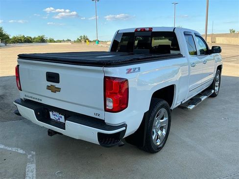 Used 2017 Chevrolet Silverado 1500 LTZ Z71 w/ LTZ Plus Package AWD/4WD image 6