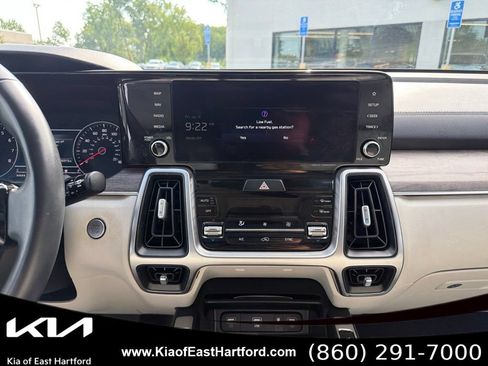 Used 2023 Kia Sorento S w/ Panoramic Sunroof Package AWD/4WD image 26