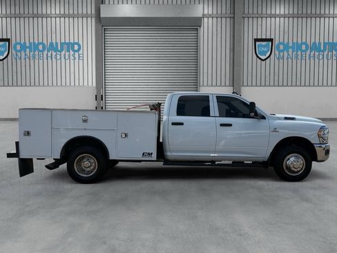 Used 2019 RAM 3500 Tradesman w/ Chrome Appearance Group AWD/4WD image 5